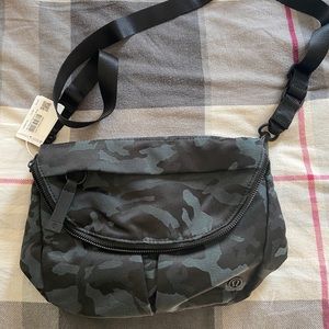 Lululemon Camo Cross body purse